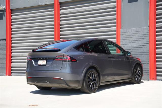 2023 Tesla Model X Standard Range