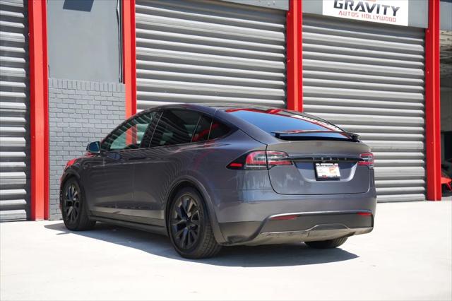 2023 Tesla Model X Standard Range