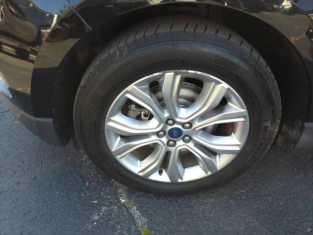 2020 Ford Edge Titanium