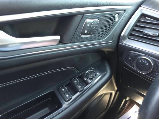 2020 Ford Edge Titanium