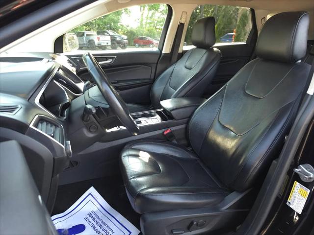 2020 Ford Edge Titanium