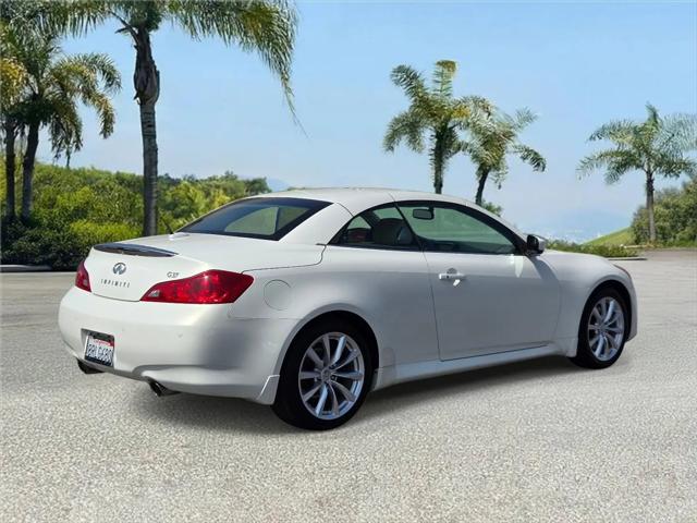 2011 INFINITI G37 G37
