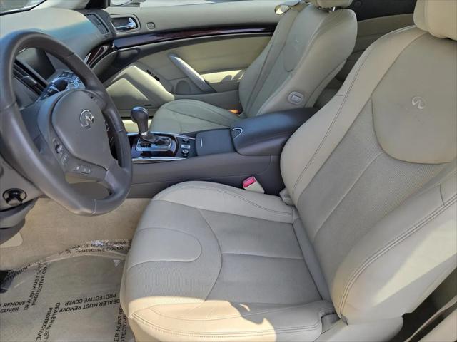2011 INFINITI G37 G37