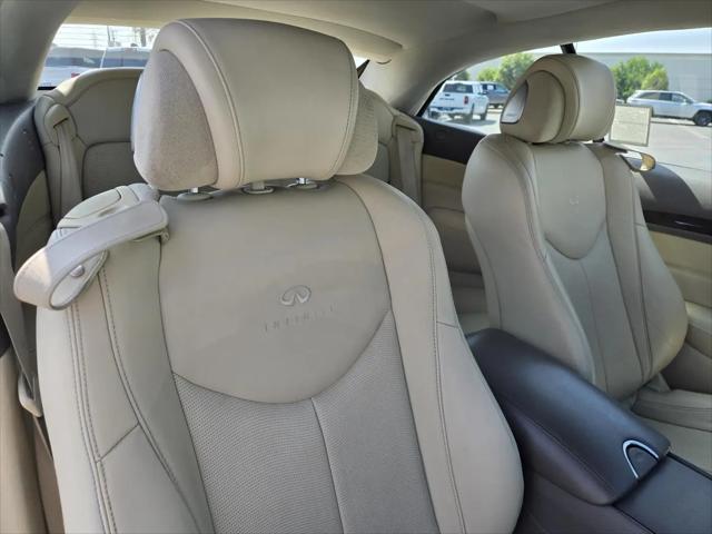 2011 INFINITI G37 G37