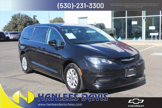 2023 Chrysler Voyager LX