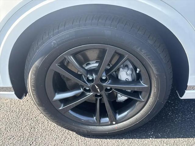 2027 Genesis GV70 2.5T Select