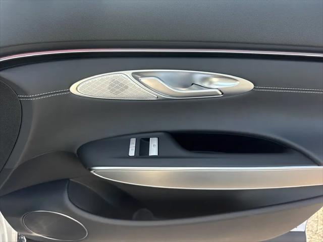 2027 Genesis GV70 2.5T Select