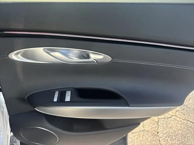 2027 Genesis GV70 2.5T Select