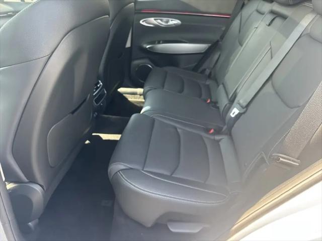 2027 Genesis GV70 2.5T Select