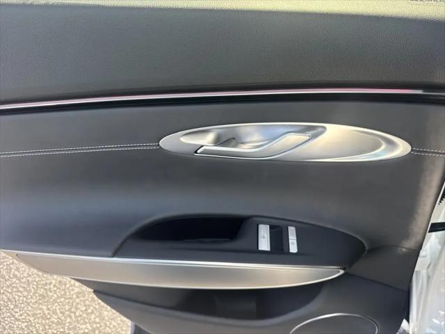 2027 Genesis GV70 2.5T Select