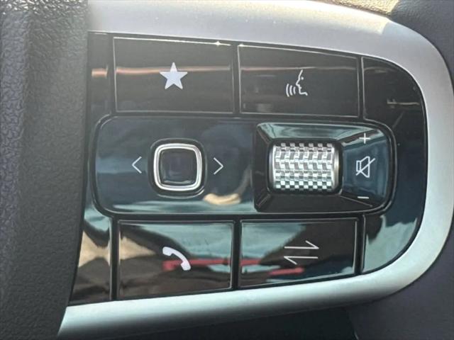 2027 Genesis GV70 2.5T Select