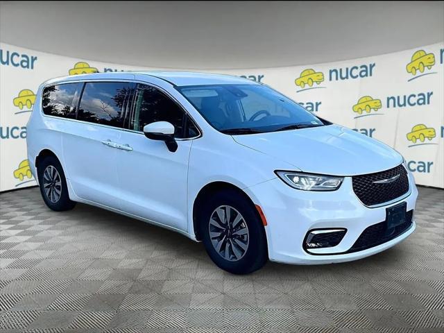 2023 Chrysler Pacifica Hybrid Touring L for sale in Norwood, MA