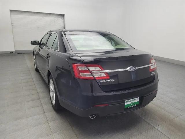 2018 Ford Taurus SEL
