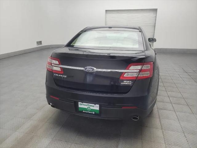 2018 Ford Taurus SEL