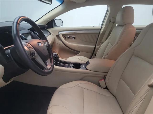 2018 Ford Taurus SEL