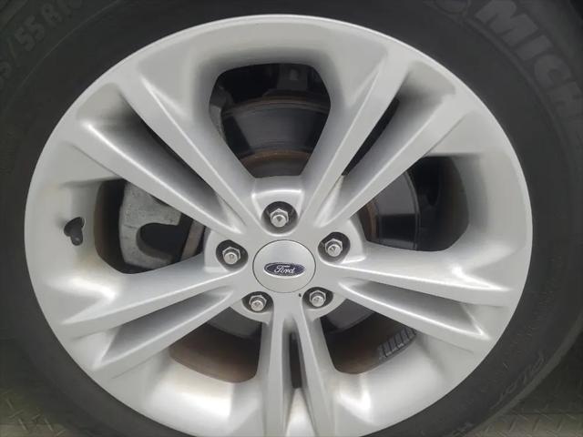 2018 Ford Taurus SEL