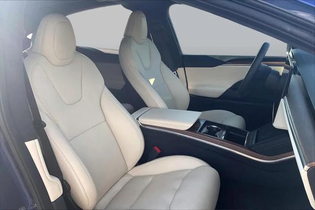 2022 Tesla Model X Dual Motor All-Wheel Drive