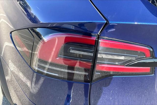 2022 Tesla Model X Dual Motor All-Wheel Drive