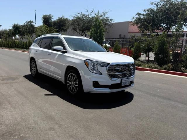 2022 GMC Terrain AWD Denali