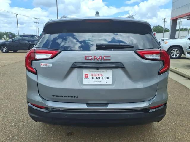 2024 GMC Terrain FWD SLE