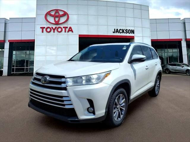 2019 Toyota Highlander XLE for sale in Jackson, MS