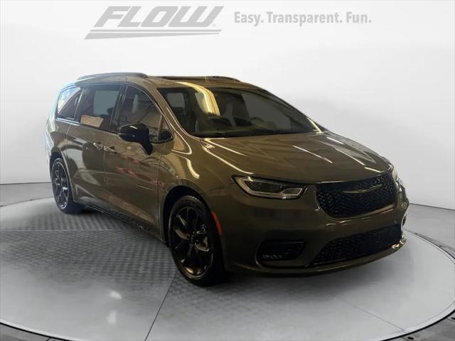 2025 Chrysler Pacifica Limited for sale in Charlottesville, VA