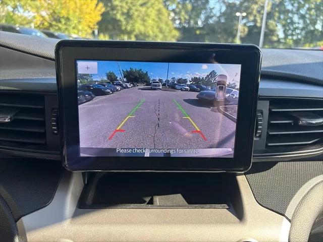 2021 Ford Explorer Base