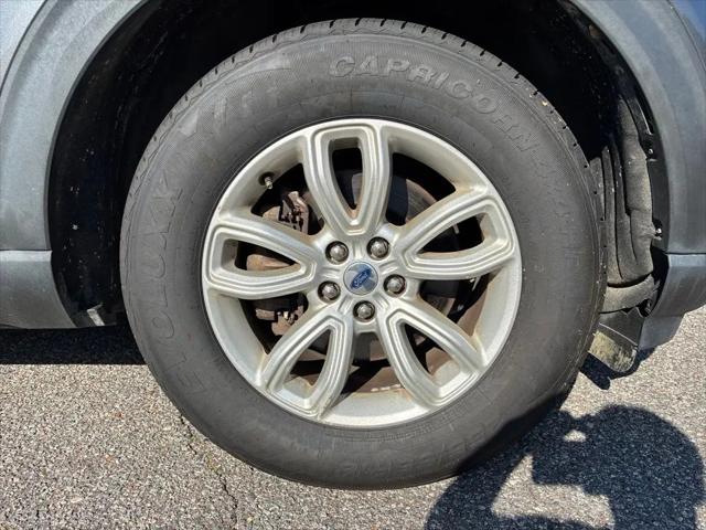 2021 Ford Explorer Base