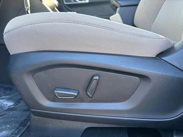 2021 Ford Explorer Base