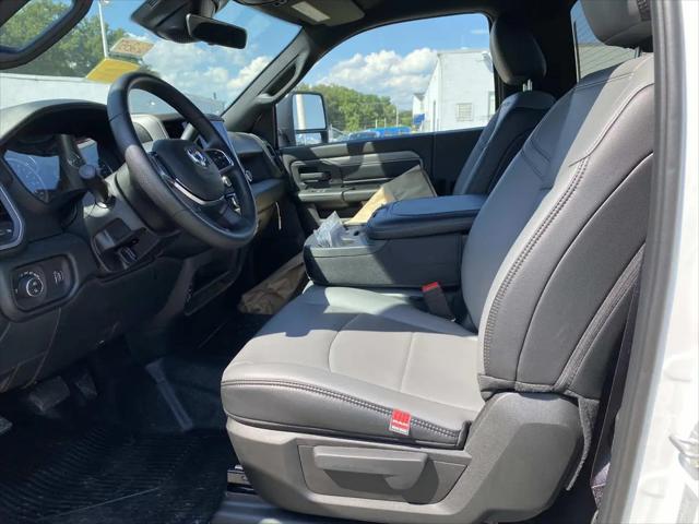 2026 Ram 3500 Tradesman/Big Horn