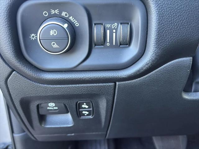 2025 Ram 1500 Big Horn Crew Cab 4x4 57 Box
