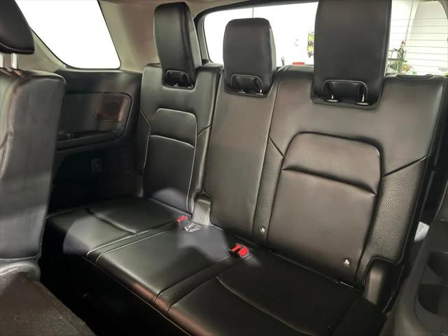 2023 Nissan Pathfinder SL 4WD