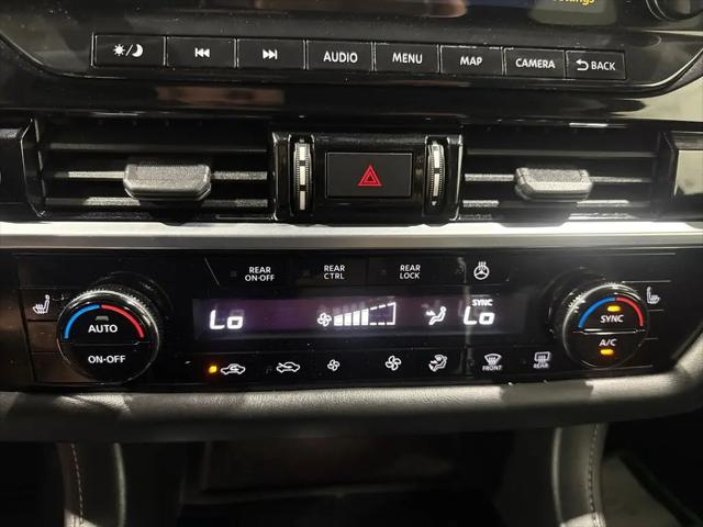 2023 Nissan Pathfinder SL 4WD