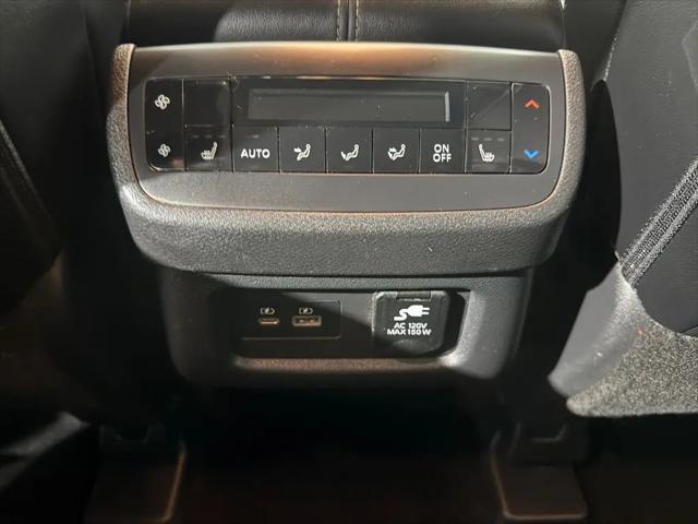 2023 Nissan Pathfinder SL 4WD