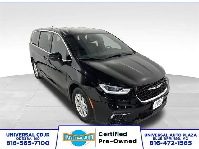 2025 Chrysler Pacifica Select for sale in Odessa, MO