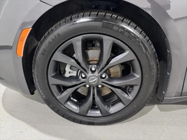 2020 Chrysler Pacifica Touring