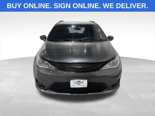 2020 Chrysler Pacifica Touring
