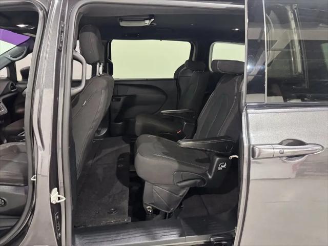2020 Chrysler Pacifica Touring
