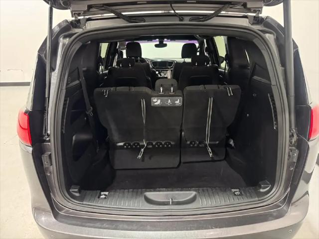 2020 Chrysler Pacifica Touring