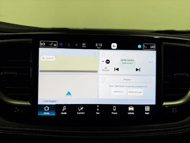2027 Chrysler Pacifica Select AWD