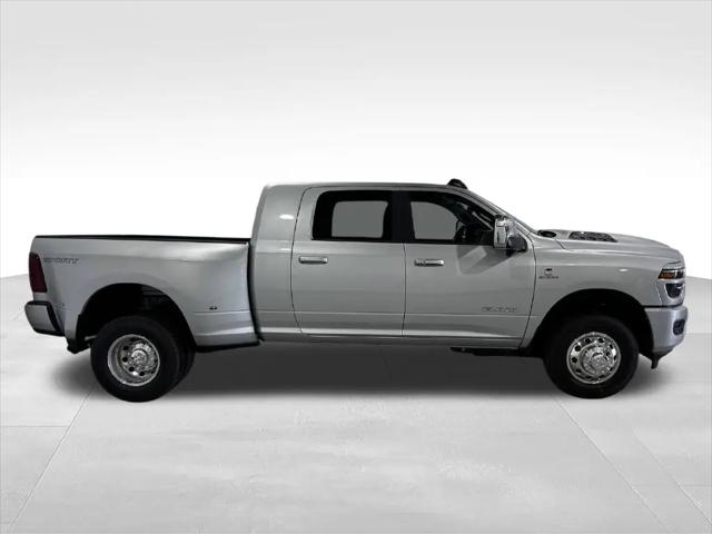 2026 Ram 3500 Laramie Mega Cab 4x4 64 Box