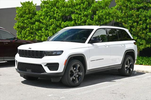 2023 Jeep Grand Cherokee Altitude 4x2 for sale in Miami, FL
