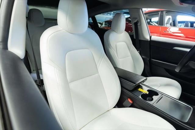 2022 Tesla Model 3 Performance Dual Motor All-Wheel Drive