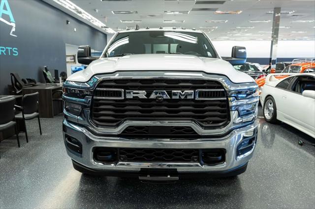 2025 Ram 3500 Tradesman Crew Cab 4x4 8' Box