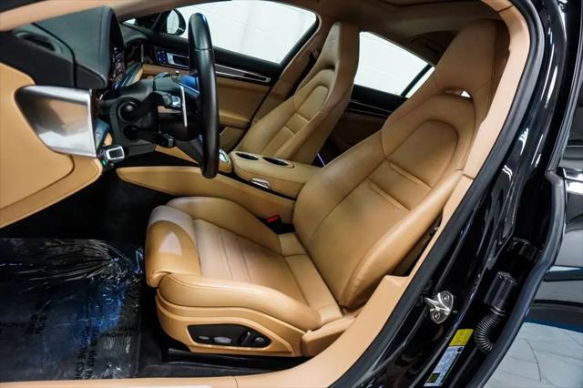 2023 Porsche Panamera 4 Platinum Edition