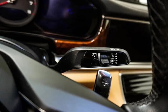2023 Porsche Panamera 4 Platinum Edition