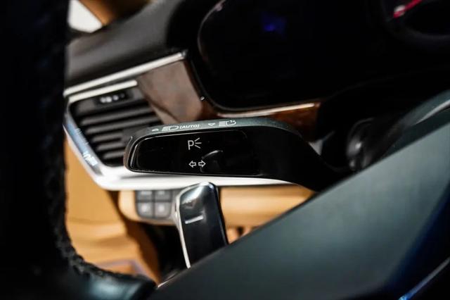 2023 Porsche Panamera 4 Platinum Edition