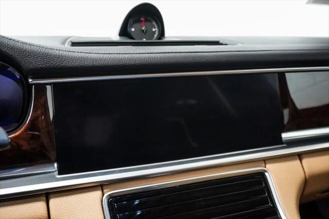 2023 Porsche Panamera 4 Platinum Edition