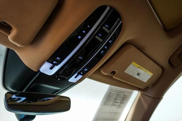 2023 Porsche Panamera 4 Platinum Edition