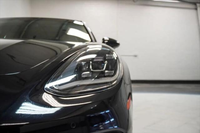 2023 Porsche Panamera 4 Platinum Edition